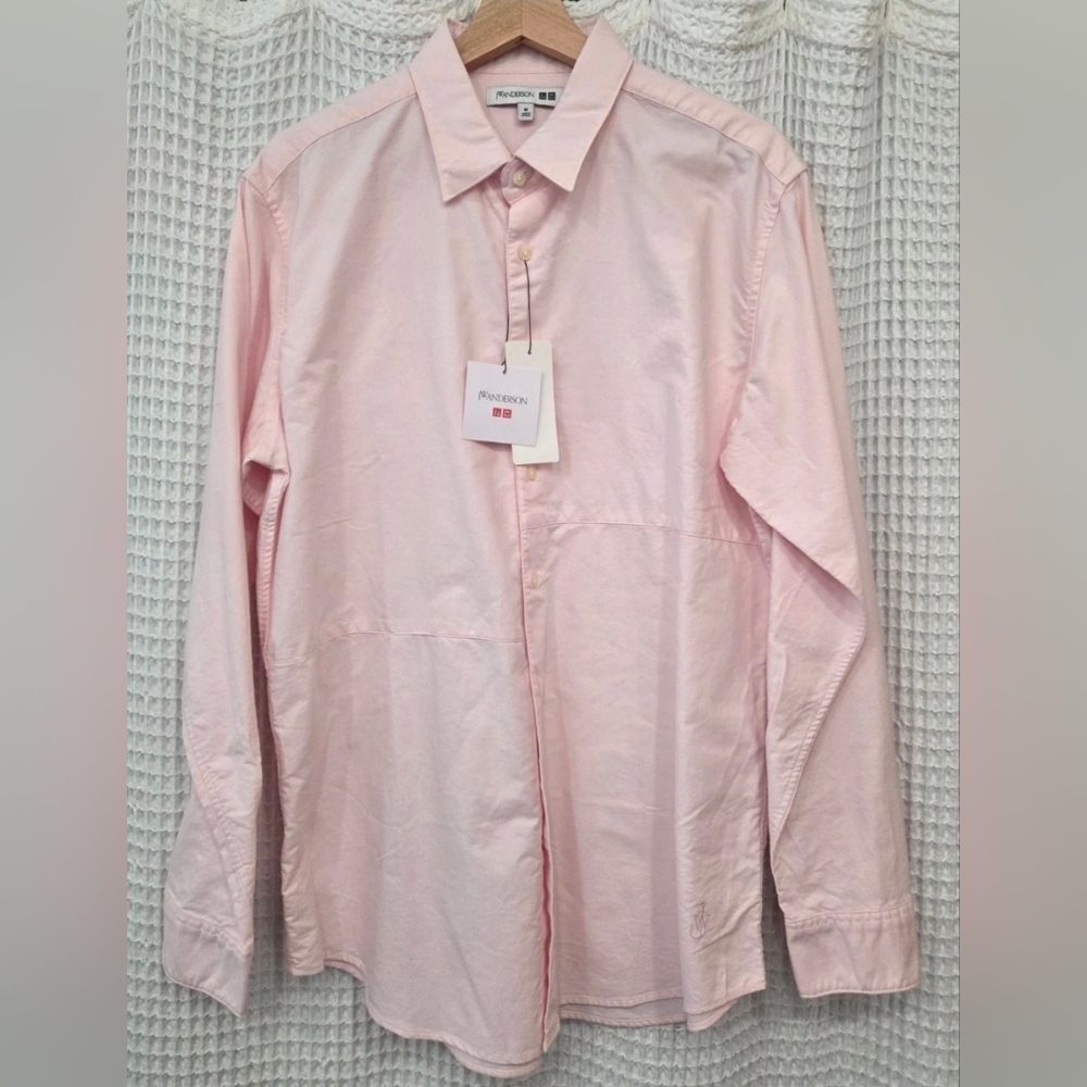 NEW W/ TAGS. JW ANDERSON X Uniqlo  Collab: Men's M Longsleeve Pink Oxford Button